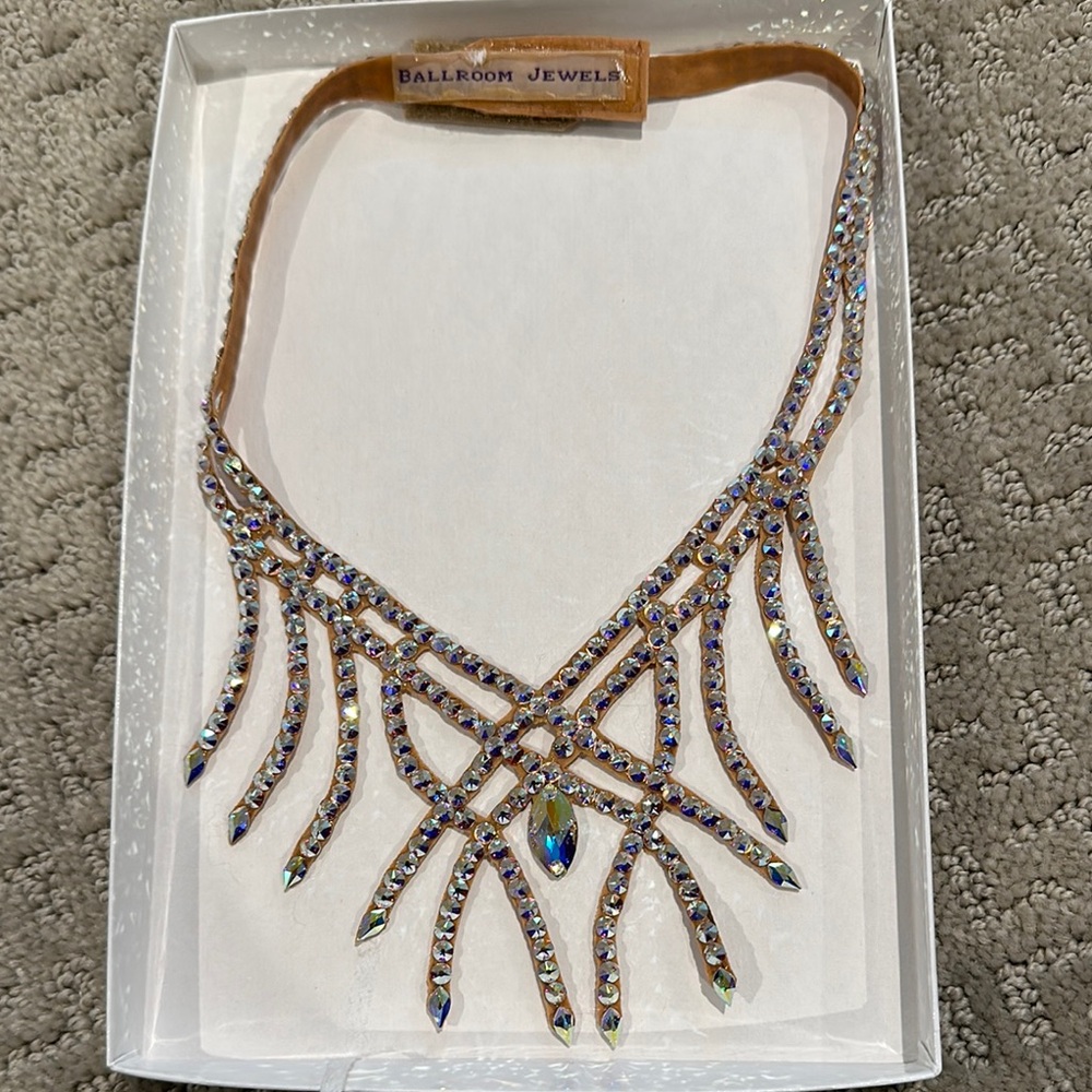 Women's crystal fringe necklace